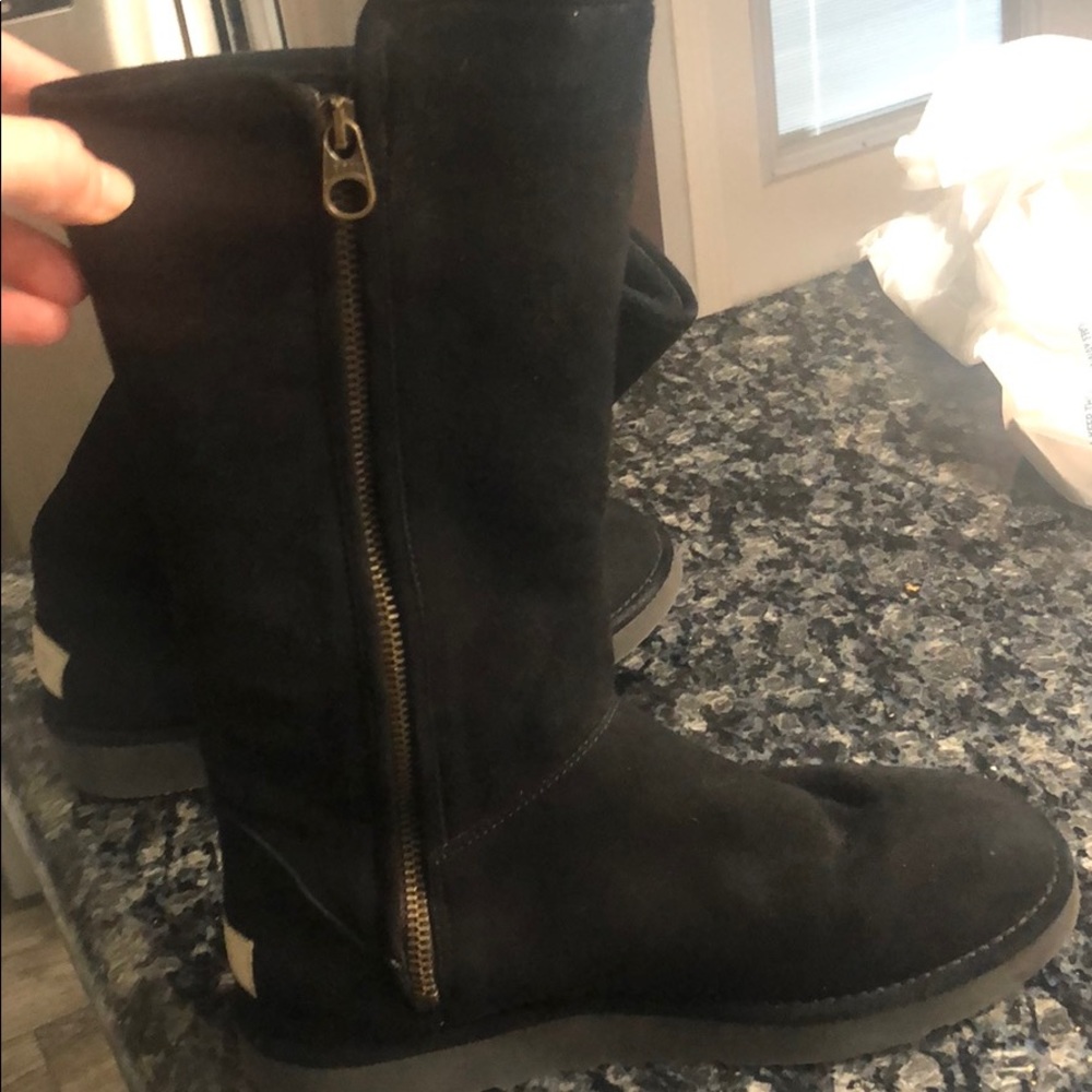 Black Uggs - image 3